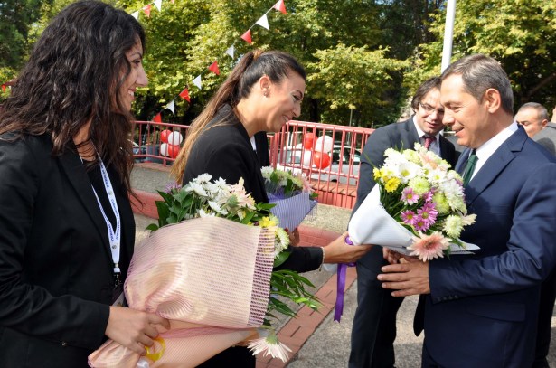 Başkan Uysal, Çocuk Meclisi seçimine katıldı