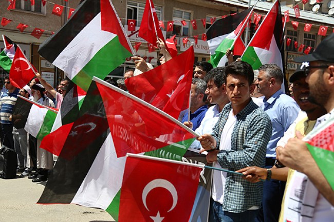 İsrail'in Mescid-i Aksa'ya yönelik ihlallerine tepkiler