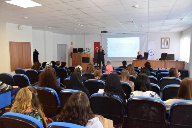 Düzce Üniversitesi'nde kentin kültürüyle ilgili çalışma...