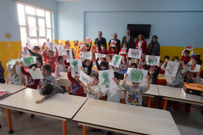 Miniklerden Zeytin Dalı Harekatı'na destek