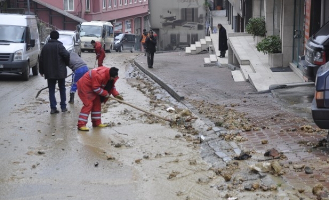 Su borusu patladı,bu hale geldi