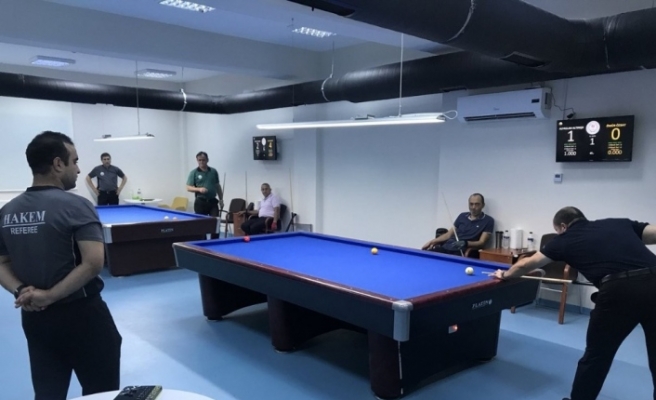 Bilardo il birinciliği başladı