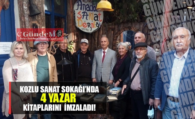 4 Yazar kitaplarını imzaladı..