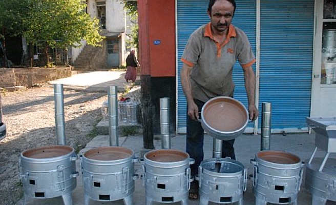 DUYMA VE KONUŞMA ENGELLİ USTA İŞYERİ AÇMAK İSTİYOR