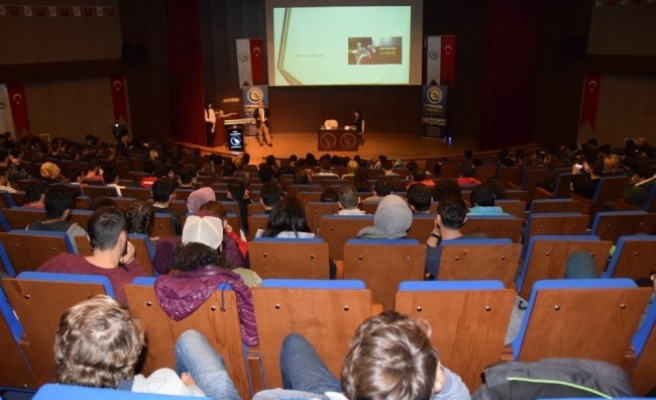 Düzce Üniversitesi'nde "Spor Yaralanmaları" konferansı düzenlendi