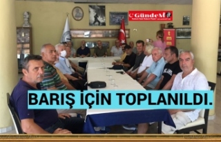 BARIŞ İÇİN TOPLANILDI.