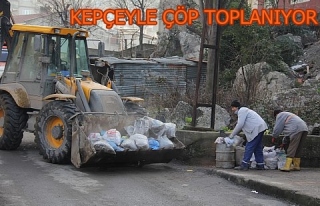 KOZLU&8217;DA KEPÇEYLE ÇÖP TOPLANIYOR