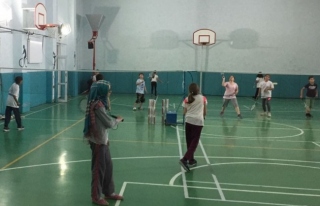 Düzce Gençlik Badminton Temelden Eğitim.