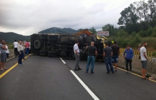 Bolu Dağı Saatlerce Trafiğe Kapalı Kaldı