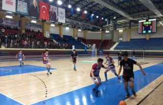 Futsal grup müsabakaları yapıldı...