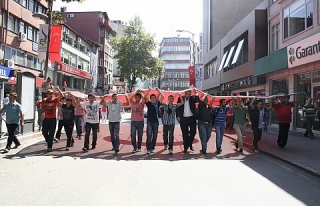 ÖĞRENCİLERDEN TERÖRE LANET YÜRÜYÜŞÜ