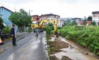 BAŞKAN POSBIYIK SAHADA.